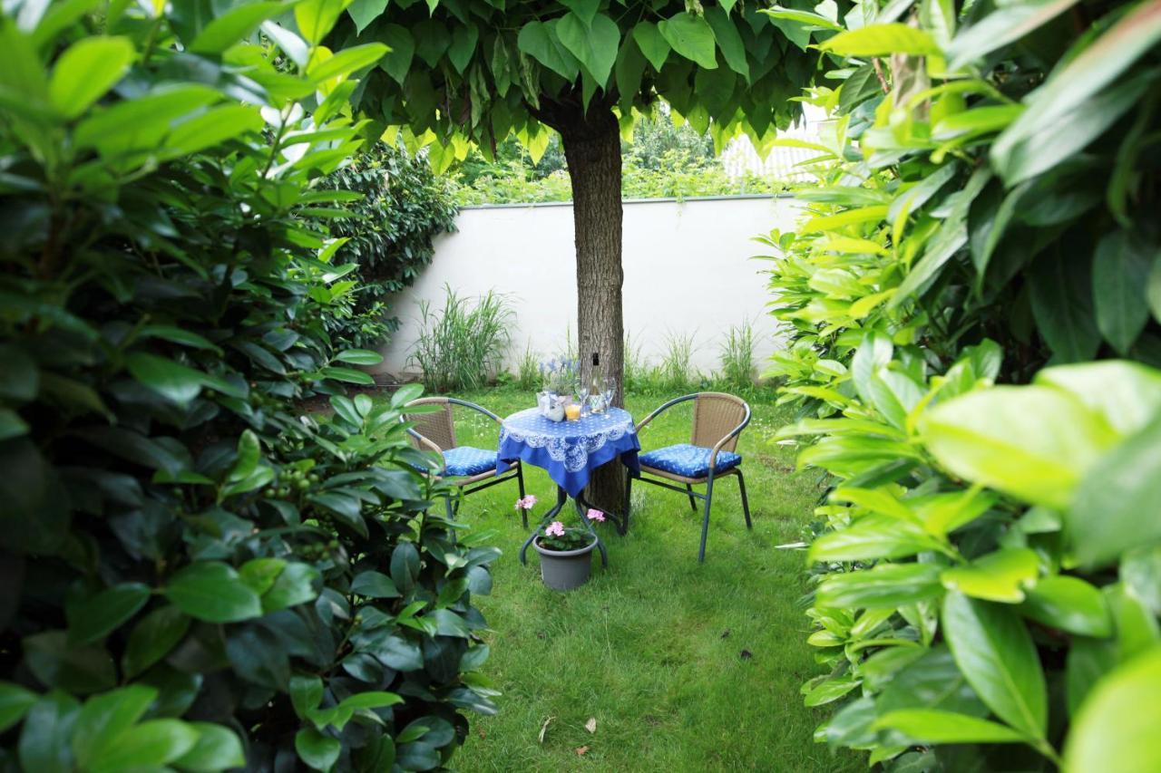 Landhaus Klambauer Ferienapartments Thermennaehe St Martins Therme Frauenkirchen Εξωτερικό φωτογραφία